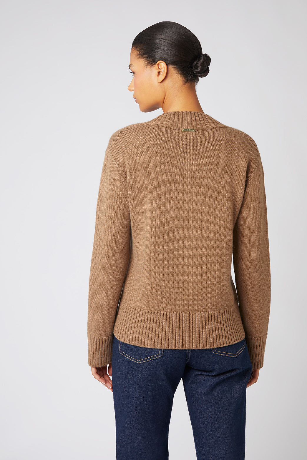 Camel Cortina V Neck Jumper