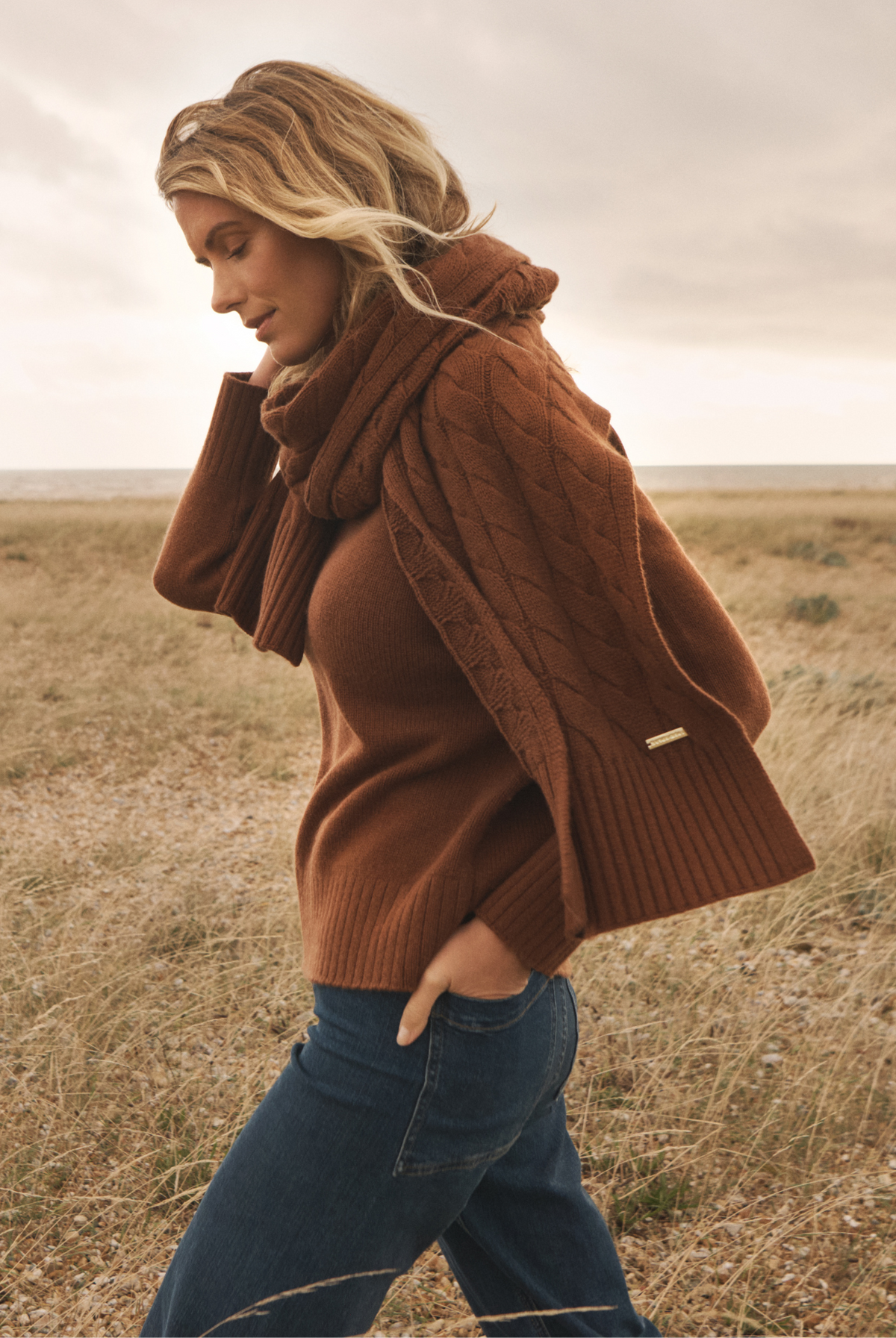 Nutmeg Meribel Cable Knit Scarf – Heidi Klein