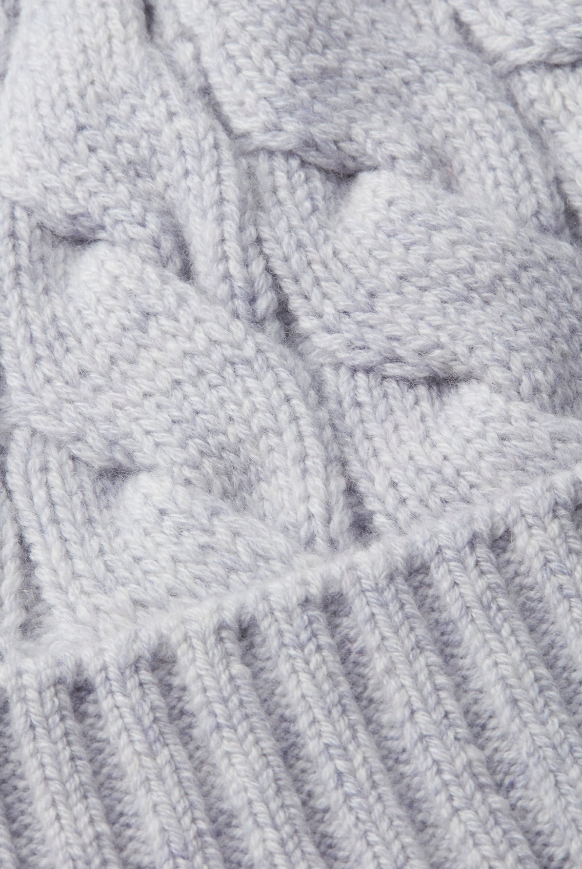 Grey cable knit beanie in merino wool and cashmere